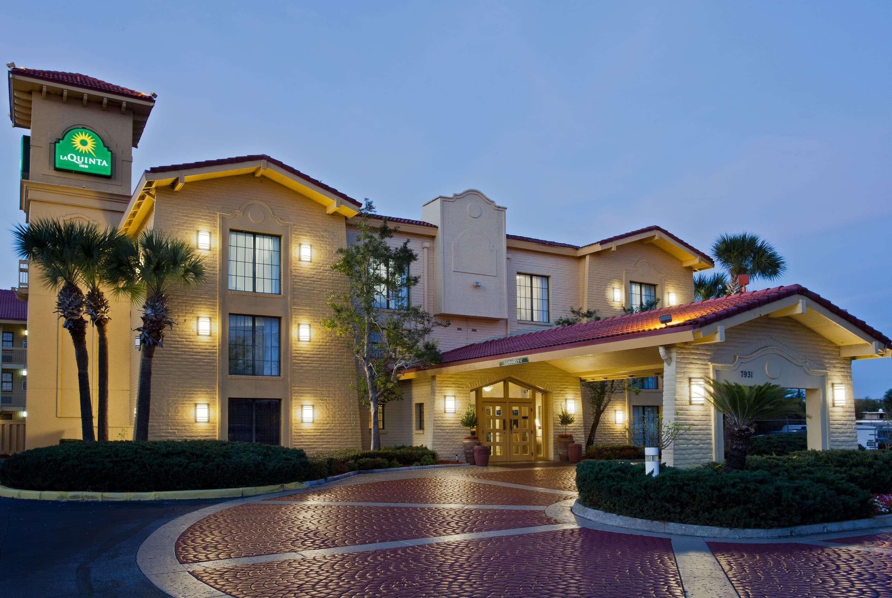La Quinta Inn By Wyndham Orlando Airport West Bagian luar foto