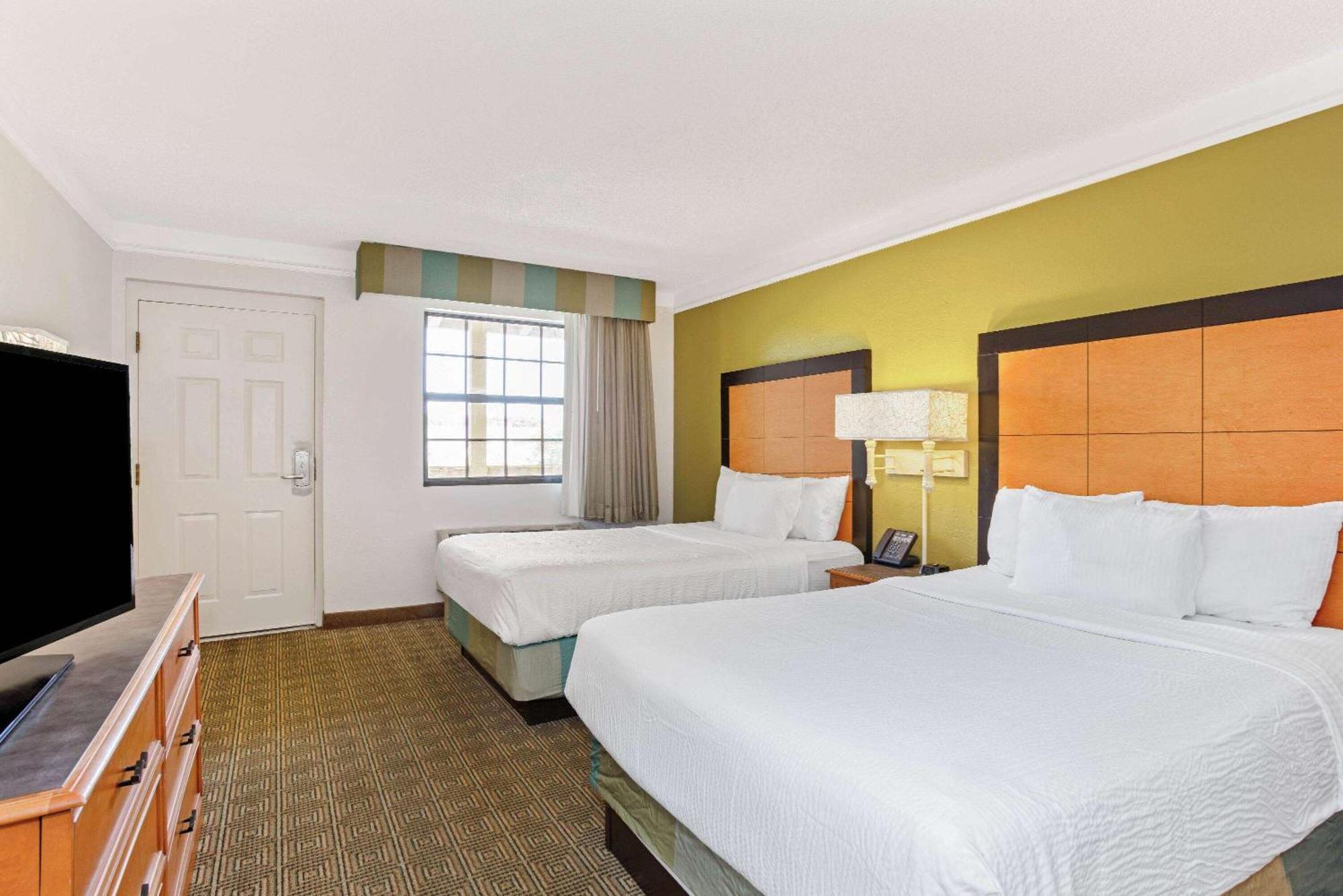La Quinta Inn By Wyndham Orlando Airport West Bagian luar foto