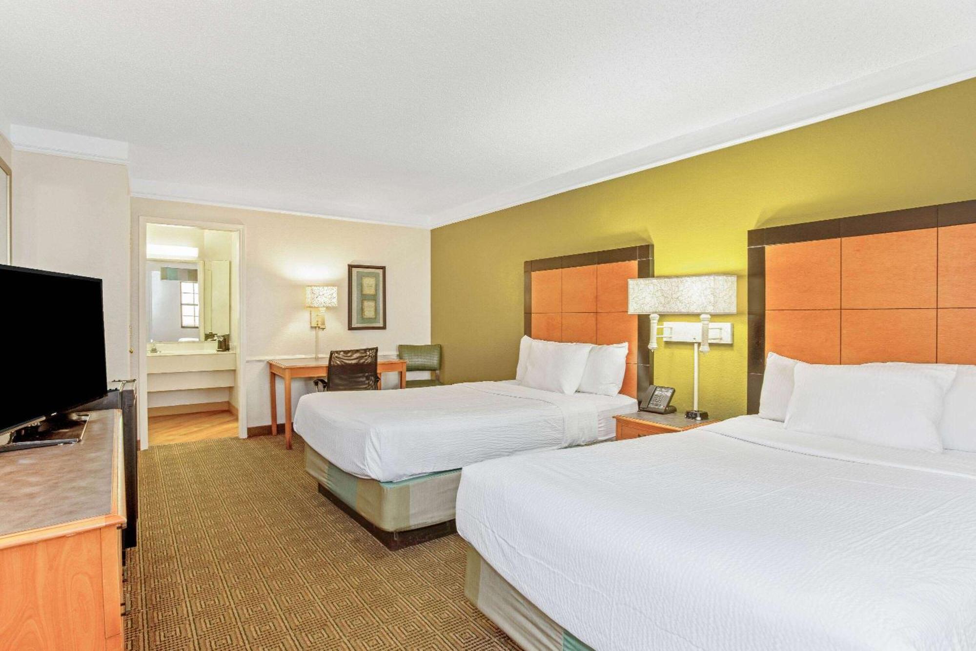 La Quinta Inn By Wyndham Orlando Airport West Bagian luar foto